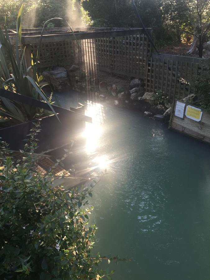 Golden Springs Motel, Holiday Park 罗托鲁阿 外观 照片