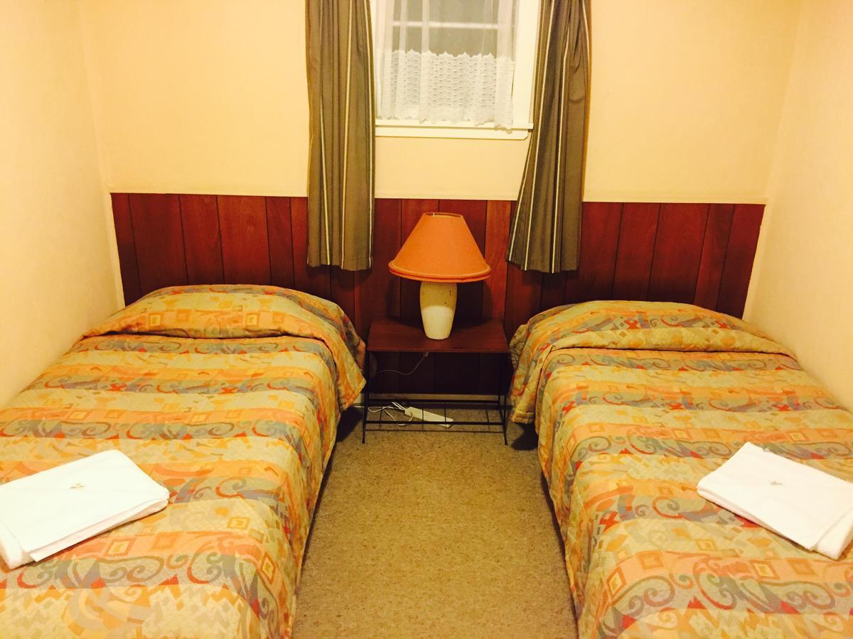 Golden Springs Motel, Holiday Park 罗托鲁阿 外观 照片